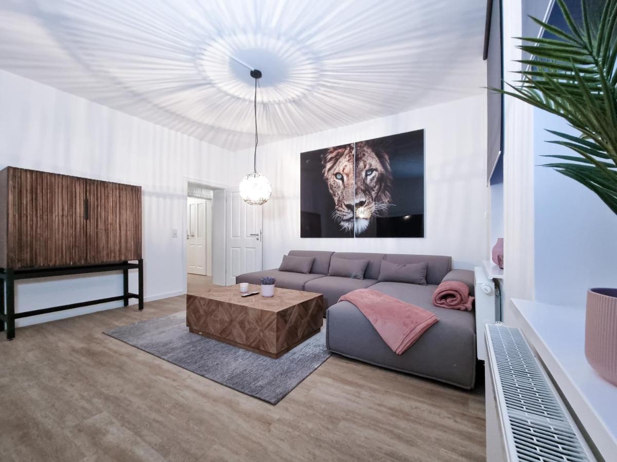 Alpha Apartment