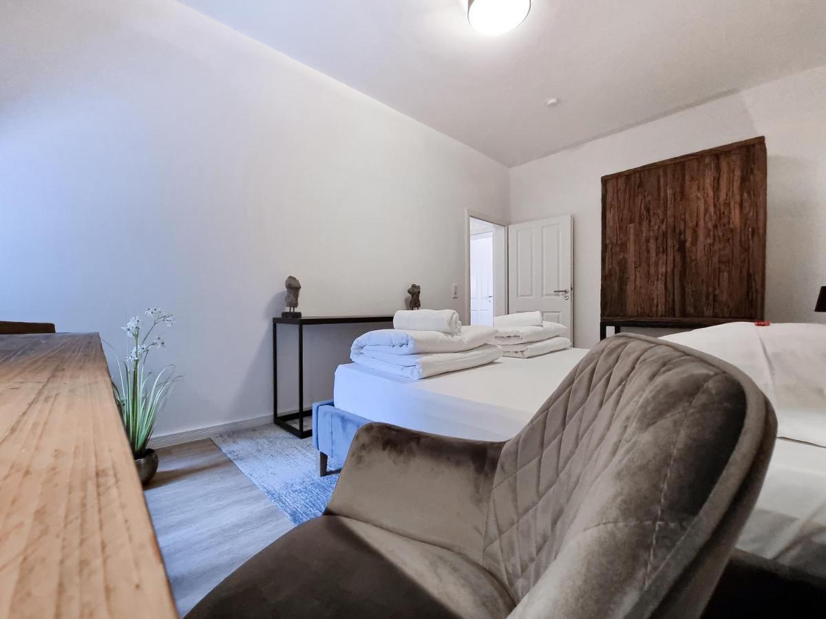 Alpha Apartment *